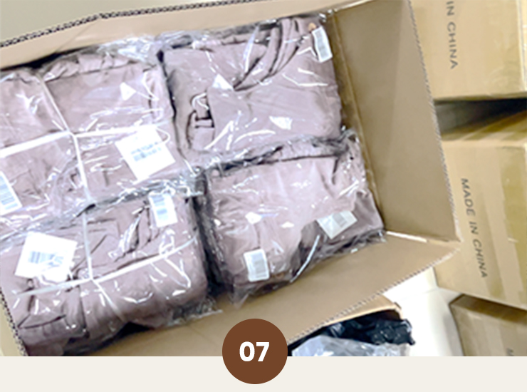 printed jumpsuits packaging